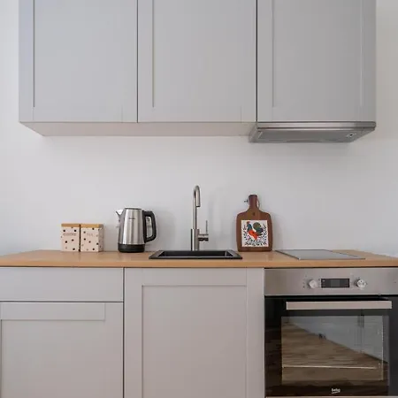 Apartment Lacplesa24 - Modern In Center Riga