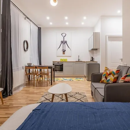 Lacplesa24 - Modern In Center Apartment