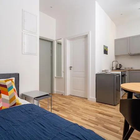 Lacplesa24 - Modern In Center Apartment Riga