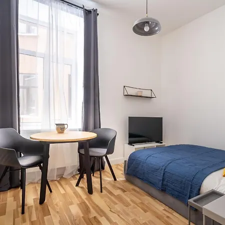 Lacplesa24 - Modern In Center Apartment Riga