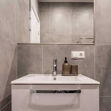 Lacplesa24 - Modern In Center *